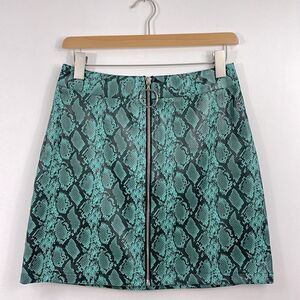 Tiger Mist | faux leather,snake skin,mini skirt, M, green/ black, front …
